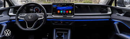 BANNER TIGUAN INTERIOR