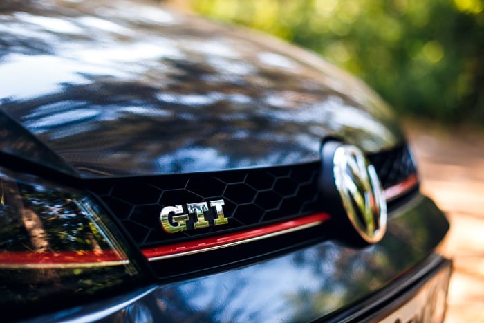 Continental-motores-Volkswagen-Golf-GTI-siempre-fiel-a-tu-estilo