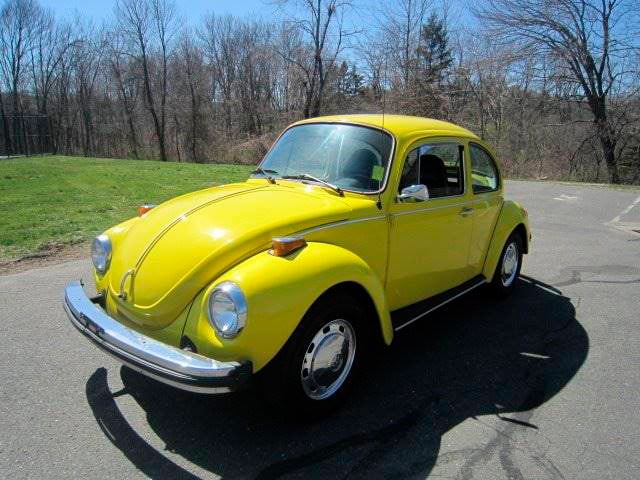 Volkswagen-El-iconico-Volkswagen-Beetle-Historia-y-diseno-tres